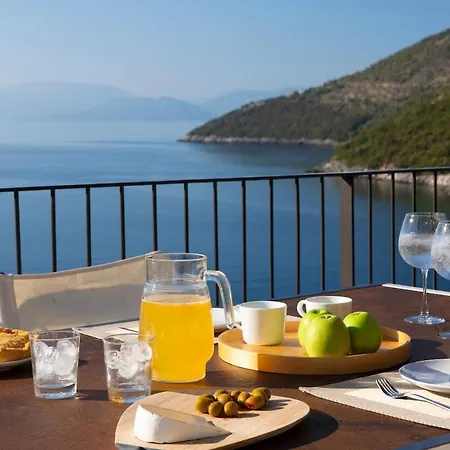 Villa Kalamos -elegant With Direct Sea Access