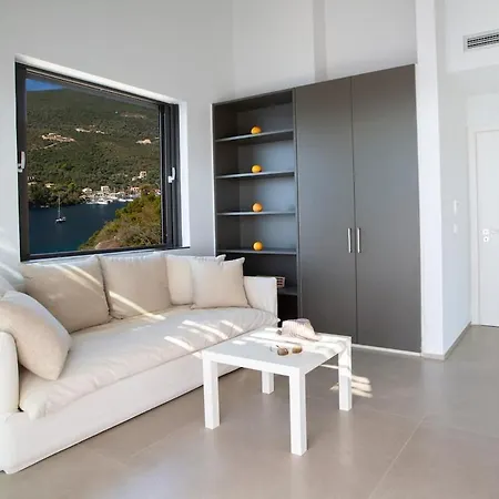 Villa Kalamos -elegant With Direct Sea Access *