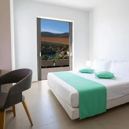 Kalamos -elegant With Direct Sea Access *