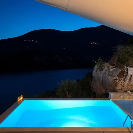 Kalamos -elegant With Direct Sea Access *