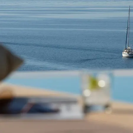 Kalamos -elegant With Direct Sea Access Villa *