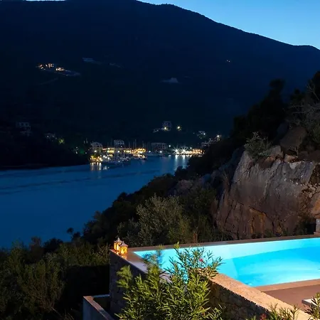 Villa Kalamos -elegant With Direct Sea Access Sivota